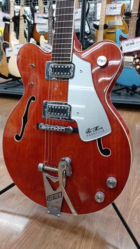 Guitare électrique acoustique